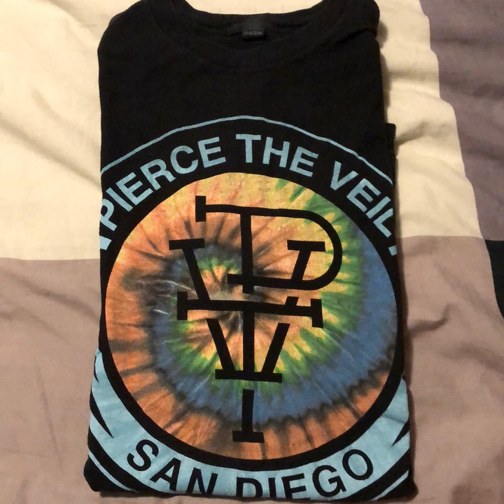Pierce the veil black t shirt